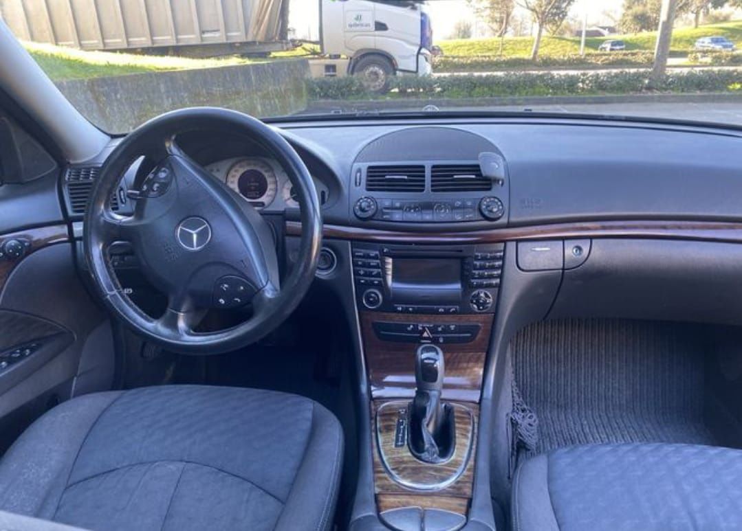 Mercedes e220 cx auto