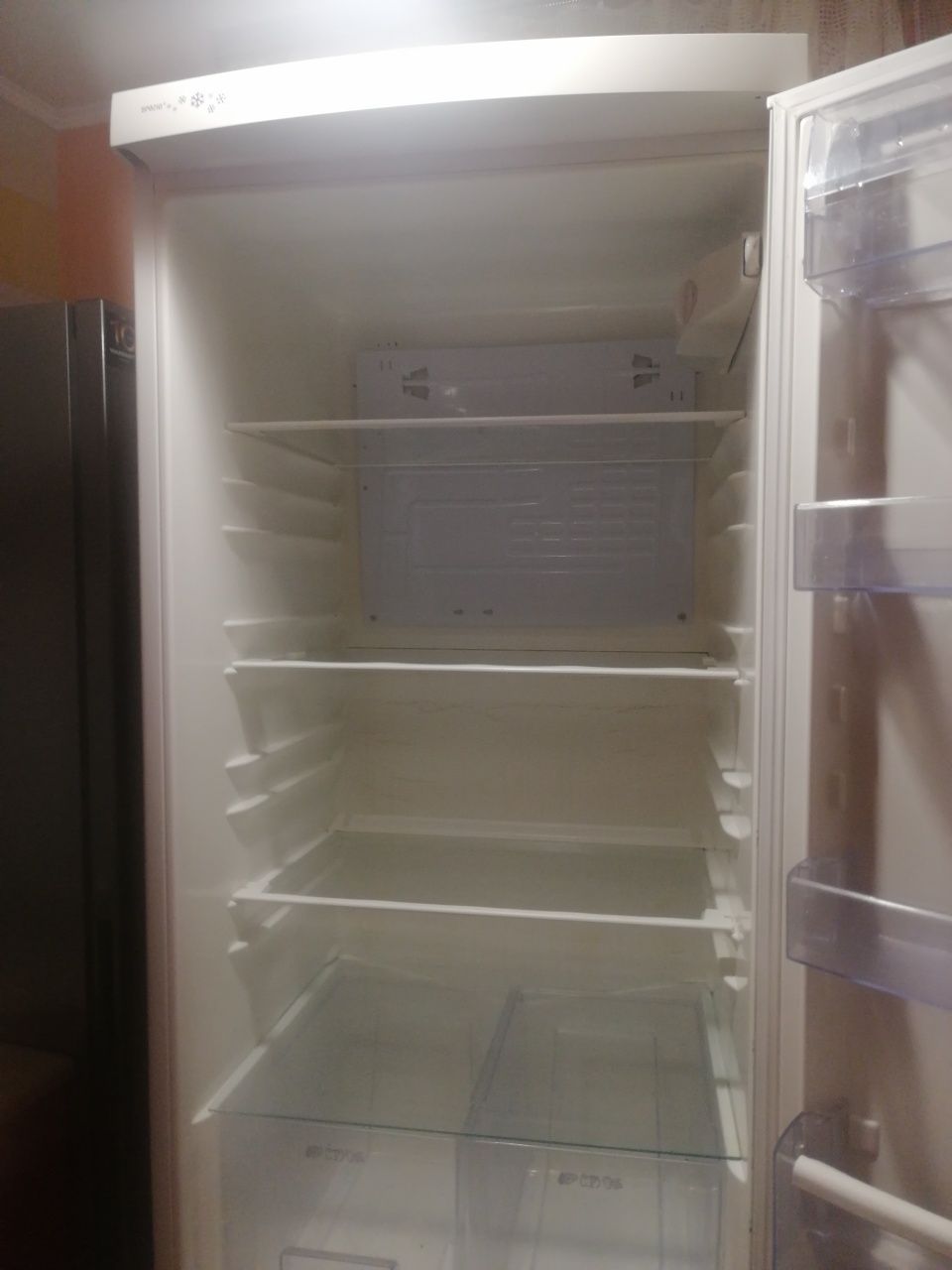 Холодильник Zanussi