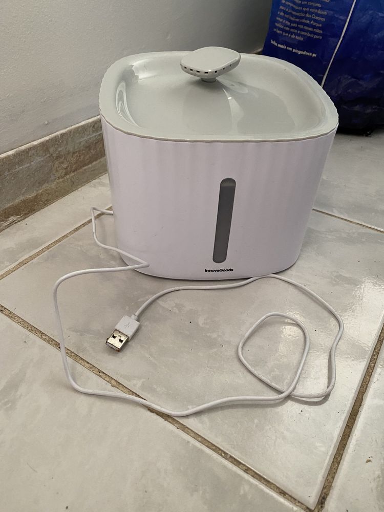 Bebedouro fonte para gatos