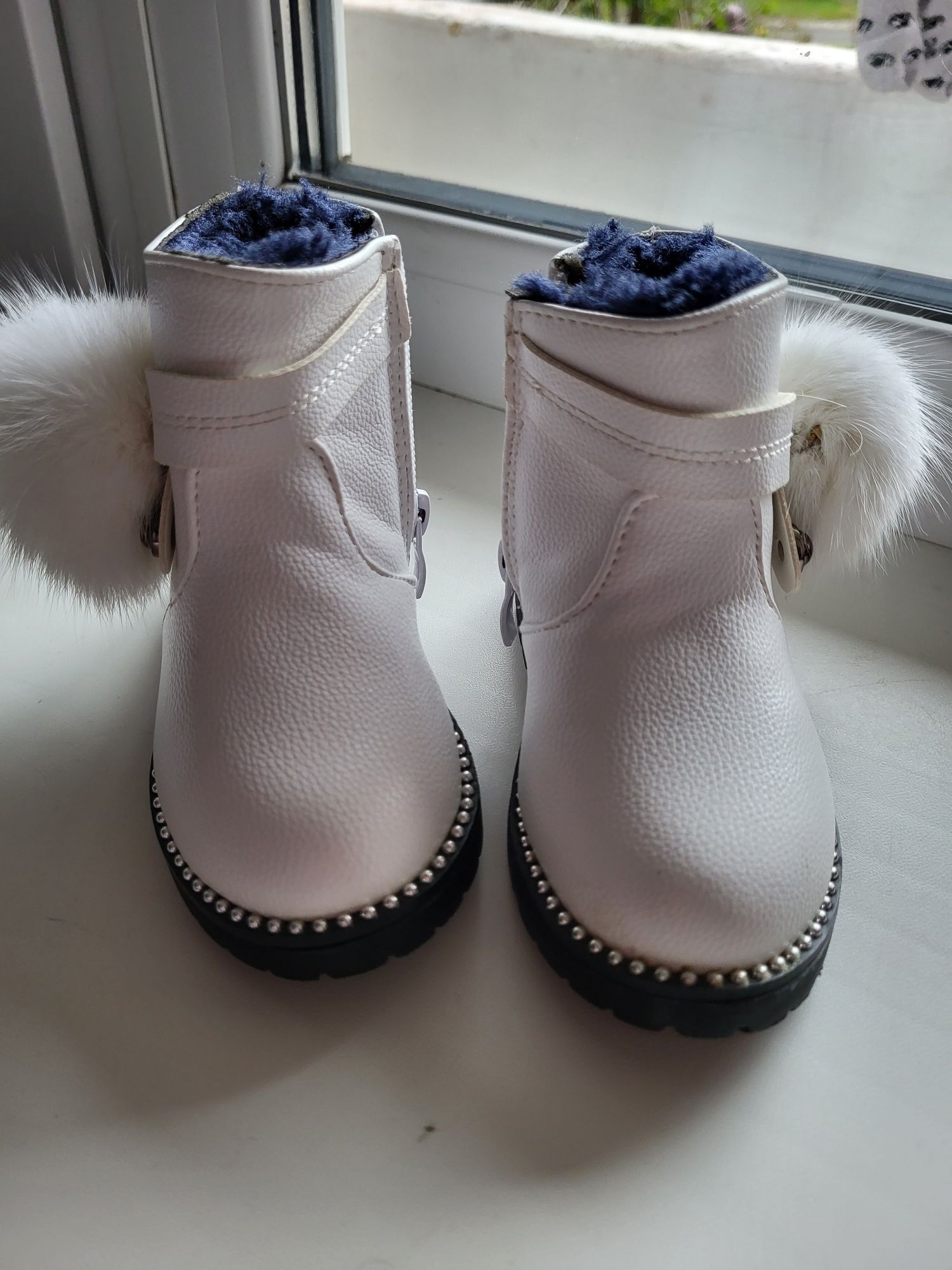 Чобітки, черевики,  сапожки зимове взуття