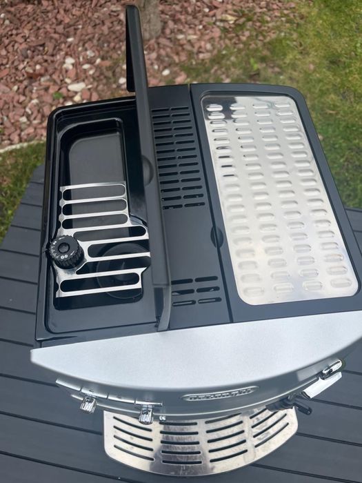 Кавомашина Delonghi Magnifica ECOз Німеччини 2023рік гарантія 30 днів