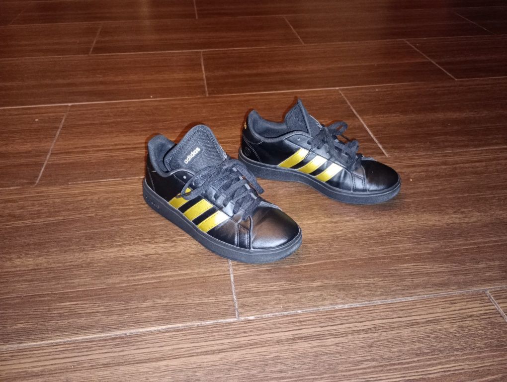 Buty Adidas półbuty