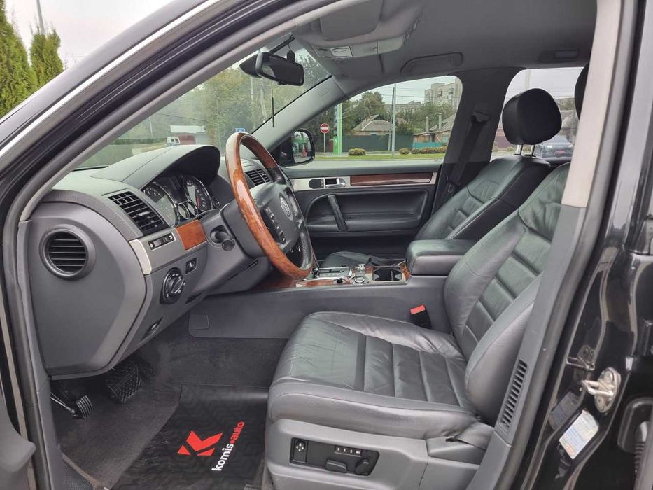 Продам  Volkswagen Touareg 2009. Можна в розстрочку, під викуп.
