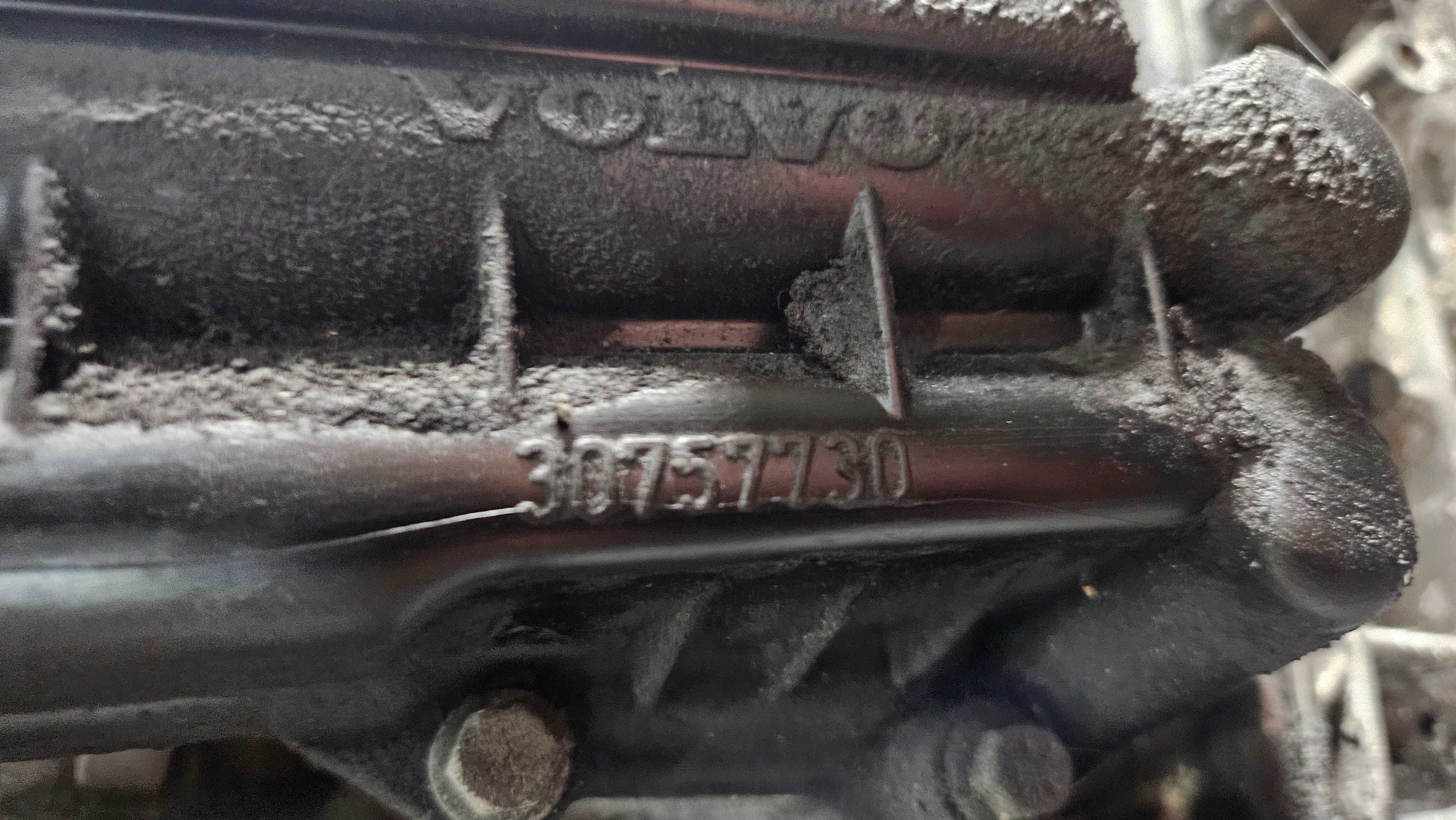 Podstawa obudowa filtra oleju Volvo V40 2.0D3 3075/7730 Siedlce