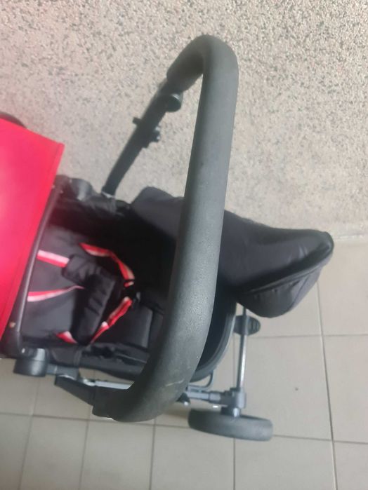 Carrinho bebe usado