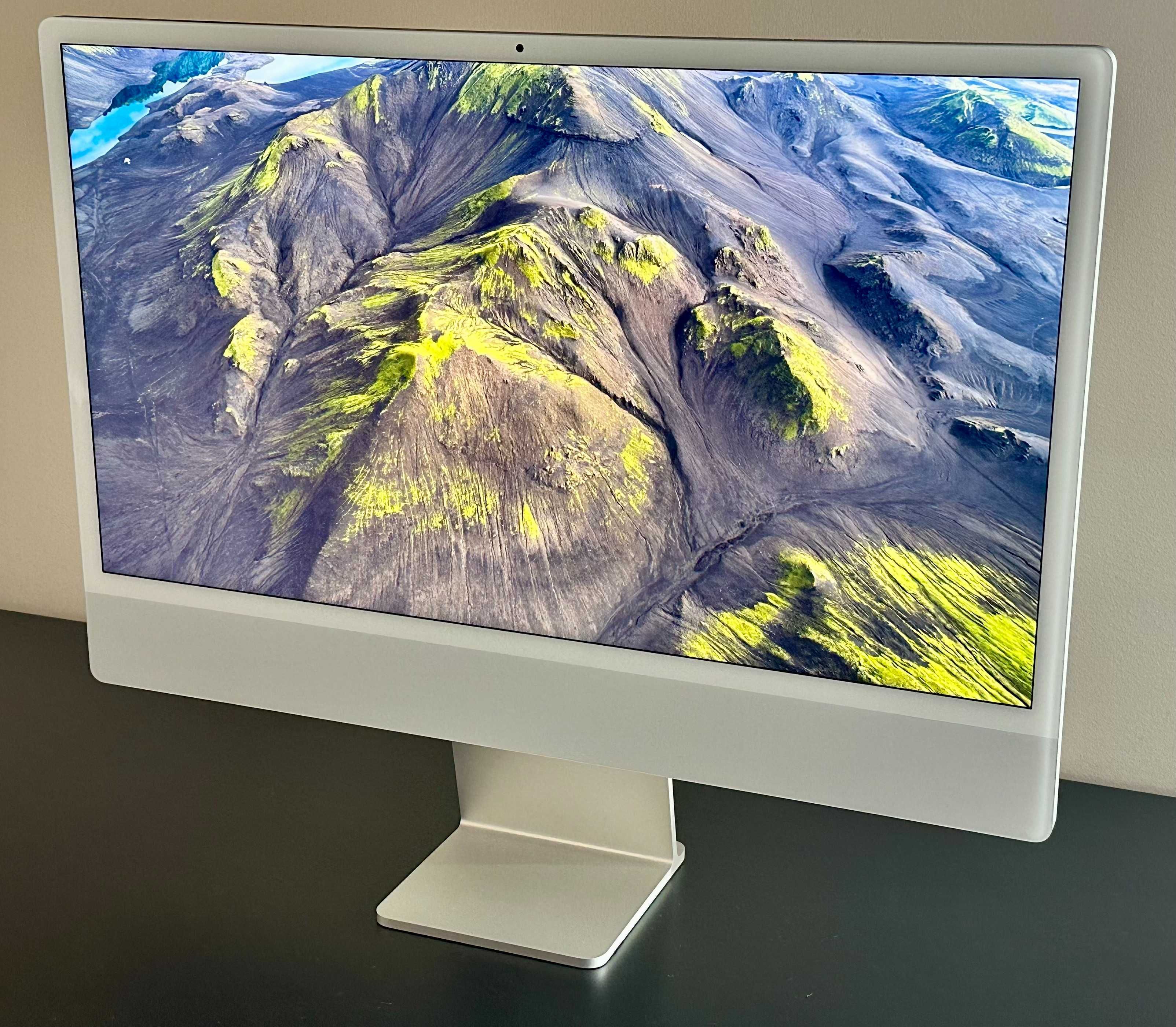 iMac 24" M1 8GPU 8CPU, 16GB RAM, Ethernet + Satechi gratis