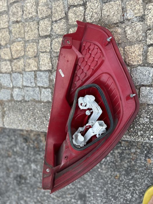 Farolim direito traseiro Ford Fiesta MK6