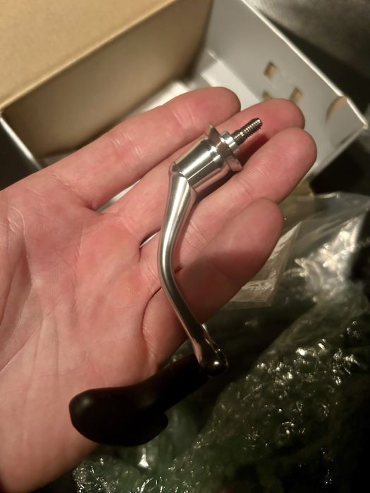 Sprzedam kołowrotek Shimano Stradic 3000 MHG – stan idealny!