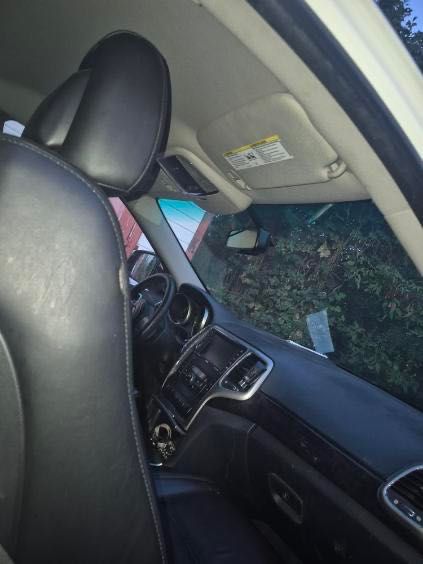 Sprzedam Jeep Grand Cherokee Laredo