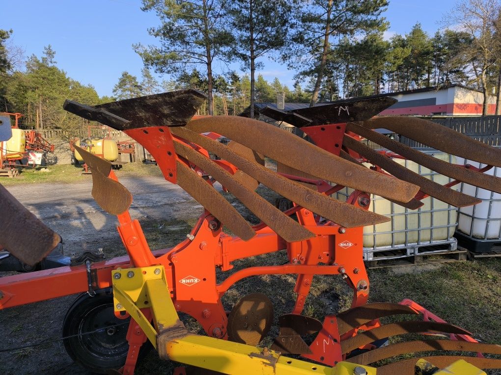 Pług Kuhn Vario master 4 skibowy Vario max 2metry orki