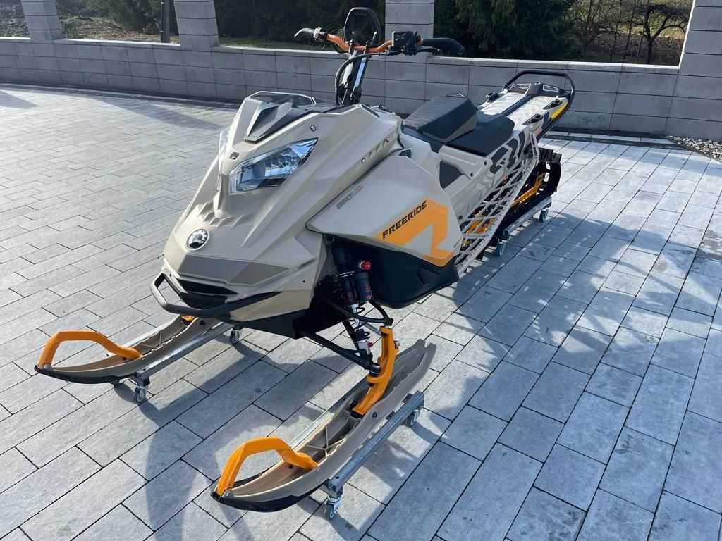 Ski Doo Skidoo Skuter śnieżny Turbo 154'' 2022