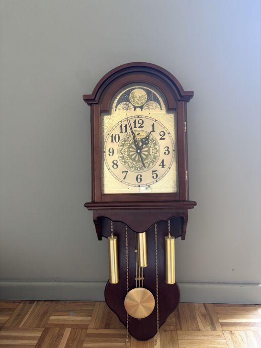 Drewniany zegar ścienny Timemaster