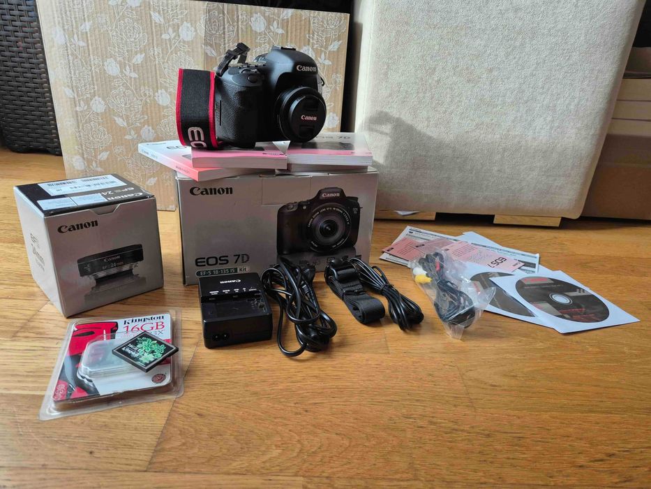 CANON 7D + Canon EFS 24mm 2.8 STM