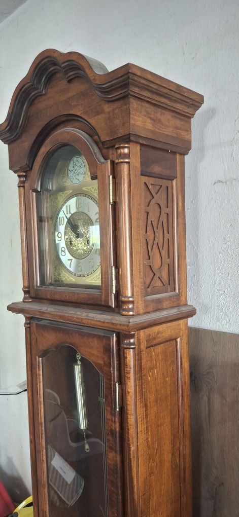 Zegar stojący Tempus fugit