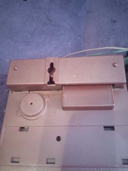 Стаціонарний телефон з авн