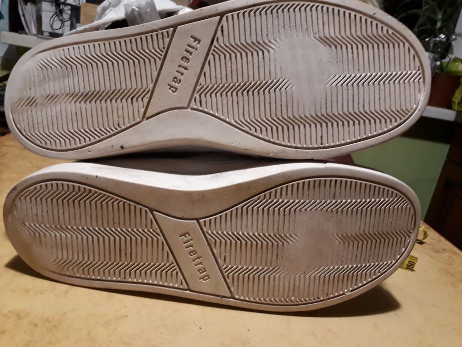 Кроссовки кожа высок ст.27.5см Индонезия