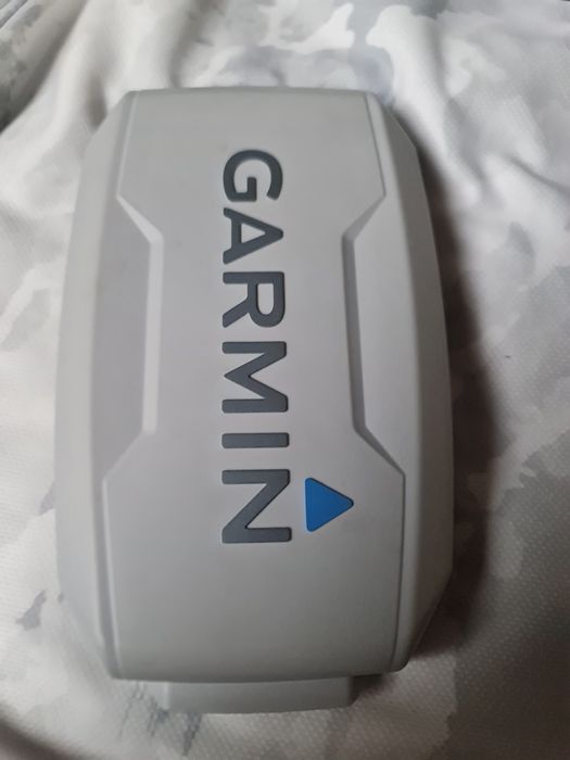 Osłona na ekran garmin striker 4. Monitor garmin.