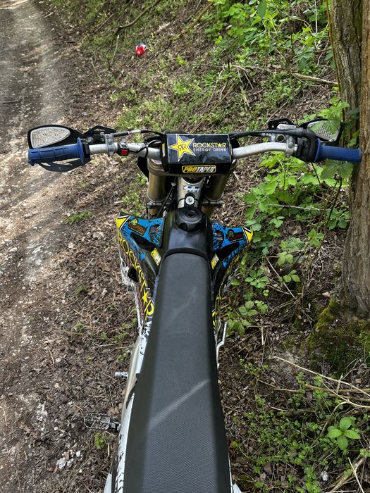 Yamaha yzf 250.