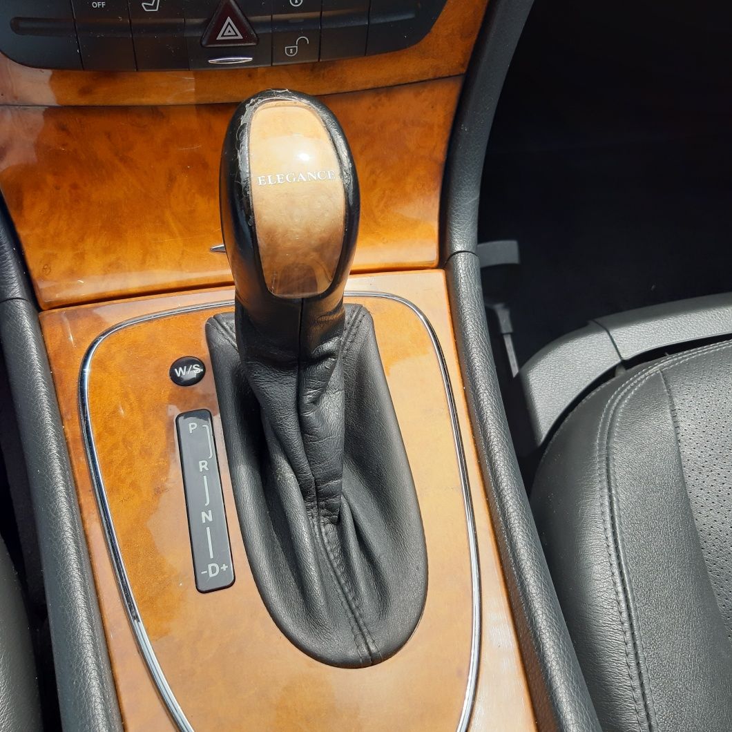 Mercedes e220 w211