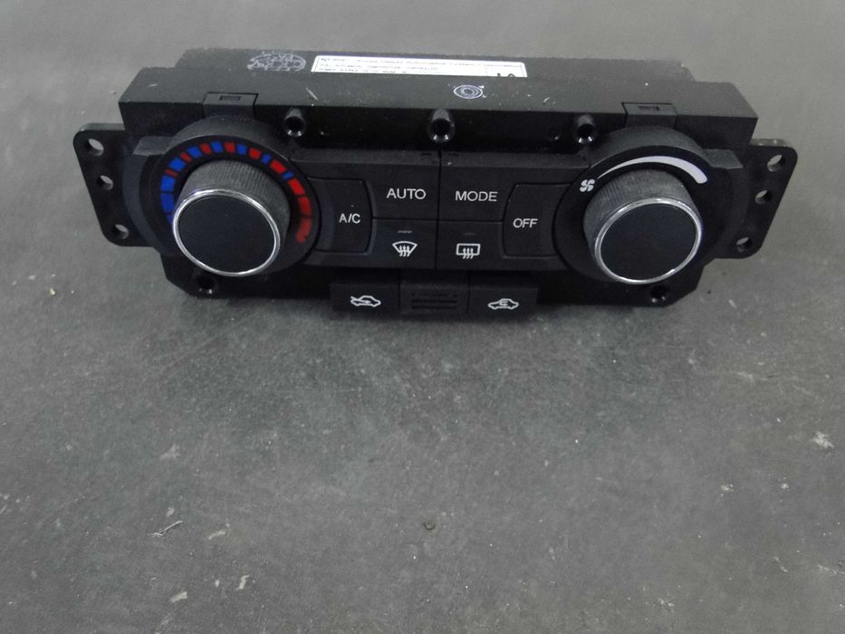 Блок управління пічкою кліматконтролем кондиціонером Chevrolet Epica