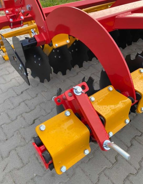 Brona talerzowa talerzówka 3 metry Lemtech głębosz gruber agregat