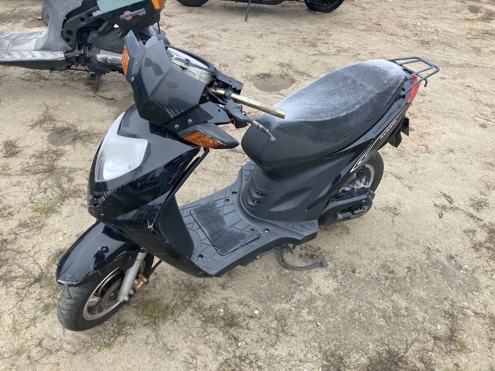 Russel 50 4t Chińczyk linka gazu czasza lampa silnik części