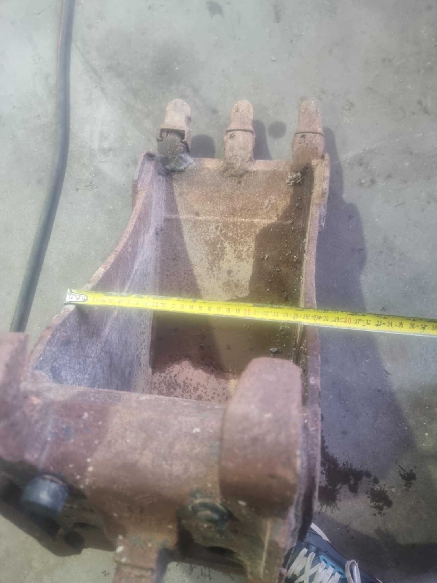 Mini Giratoria Yanmar Vio 20-4 - usada