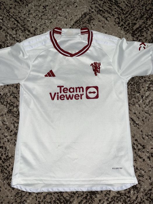 футболка adidas Manchester United футбольна