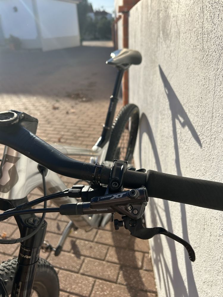 Scott Spark WC RC Sram AXS edição limitada Nino Schurter