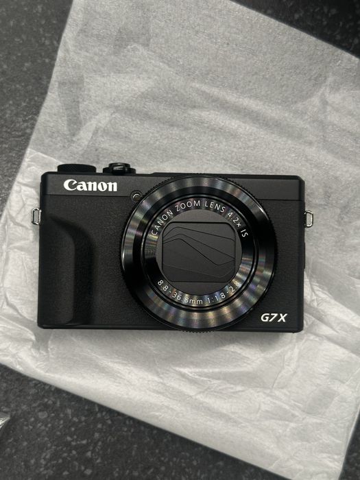 Фотоапарат Canon G7X Mark III
