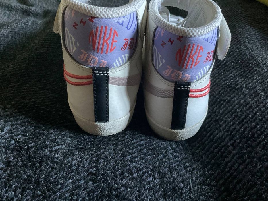 Снікерcи Blazer Mid '77 CZ1055 100 Білий nike