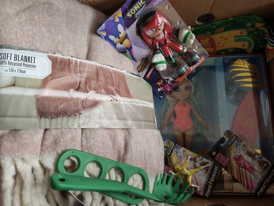 Karton box mix biedronka Lidl Action dziecko dom