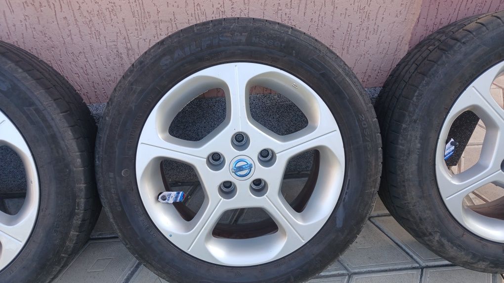 Оргінальні диски титани Nissan Leaf 5/114.3 R16