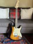 Guitarra elétrica fender squier stratocaster com amplificador stagg