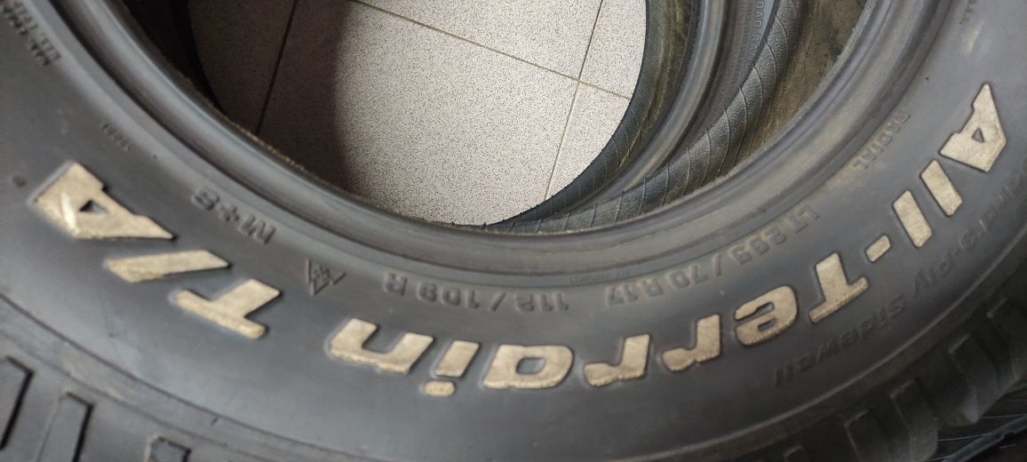 Pneus 265 70 r  17  BFGoodrich