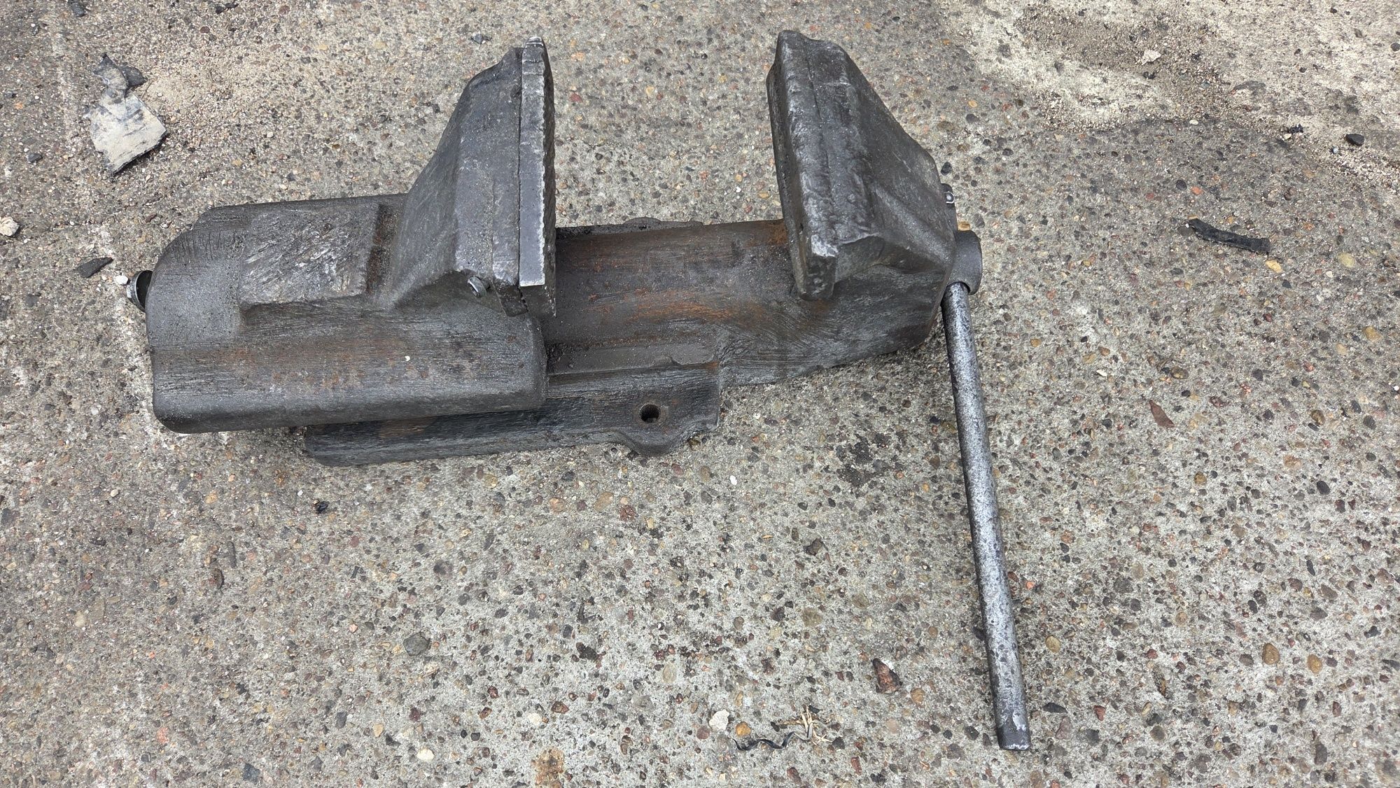 Imadło 150mm stare solidne