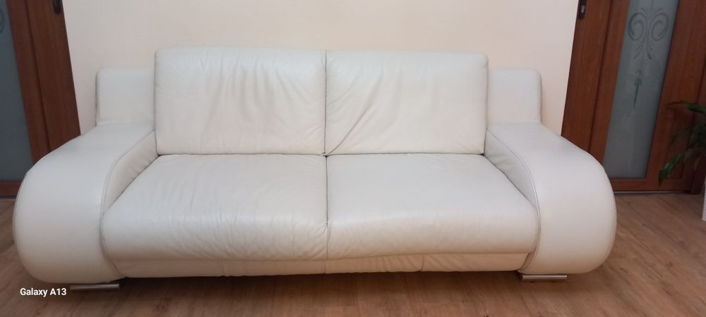 Меблі з натуральної шкіри