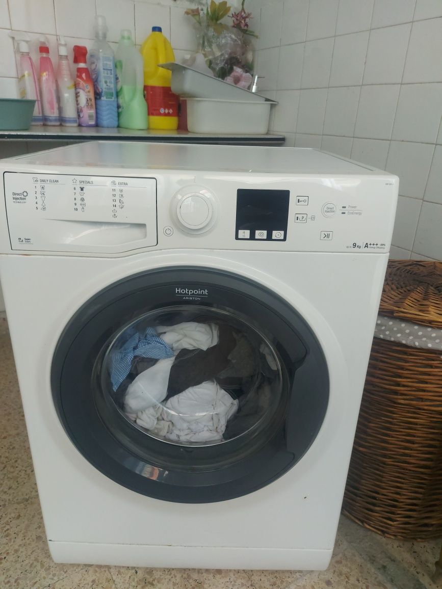 Maquina lavar roupa Hotpoint 9kg