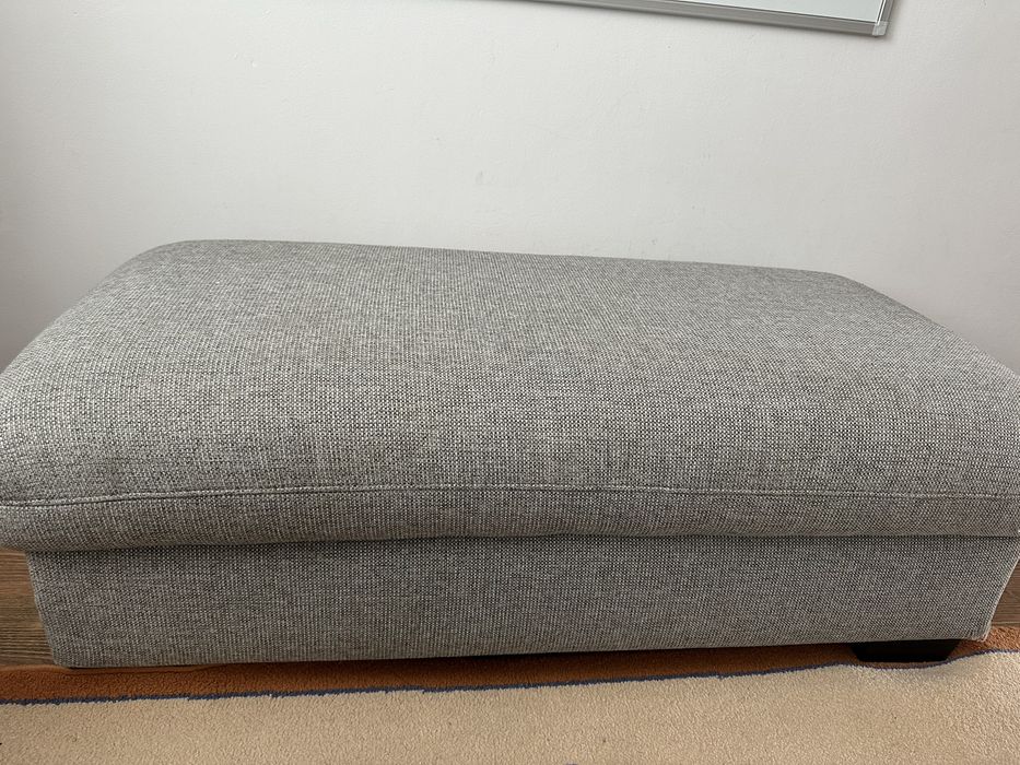 Mała kanapa z schowkiem