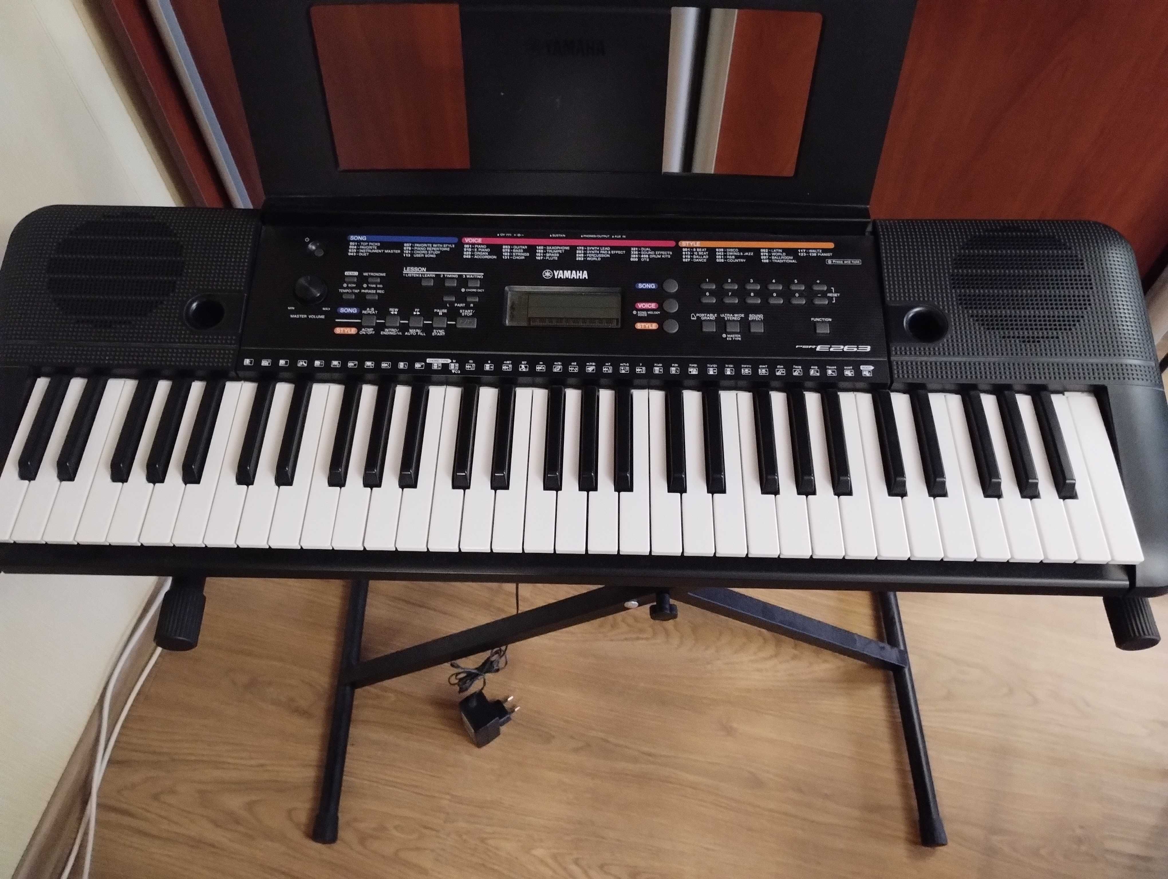 синтезатор yamaha psr-e263