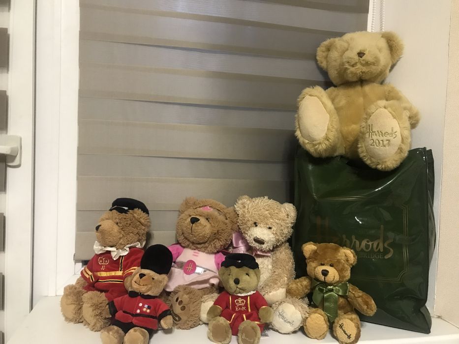 Колекція ведмедиків Harrods Англія