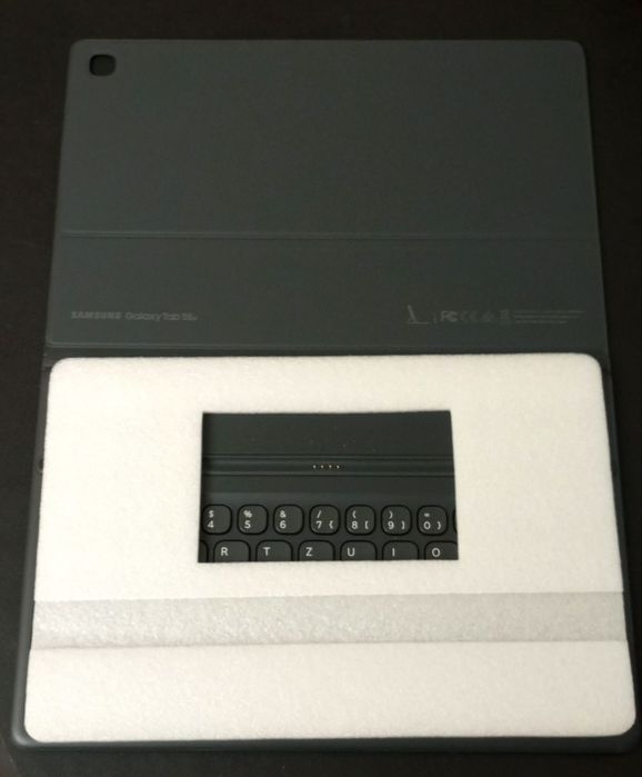 Клавиатура Samsung Galaxy Tab S5e