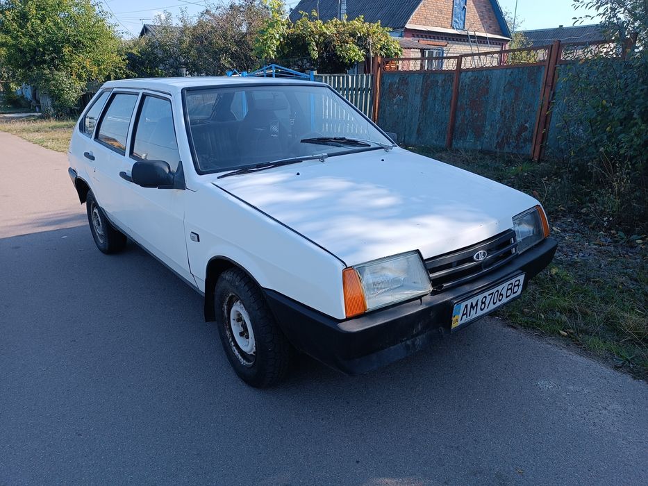 Ваз 21093 1988 рік