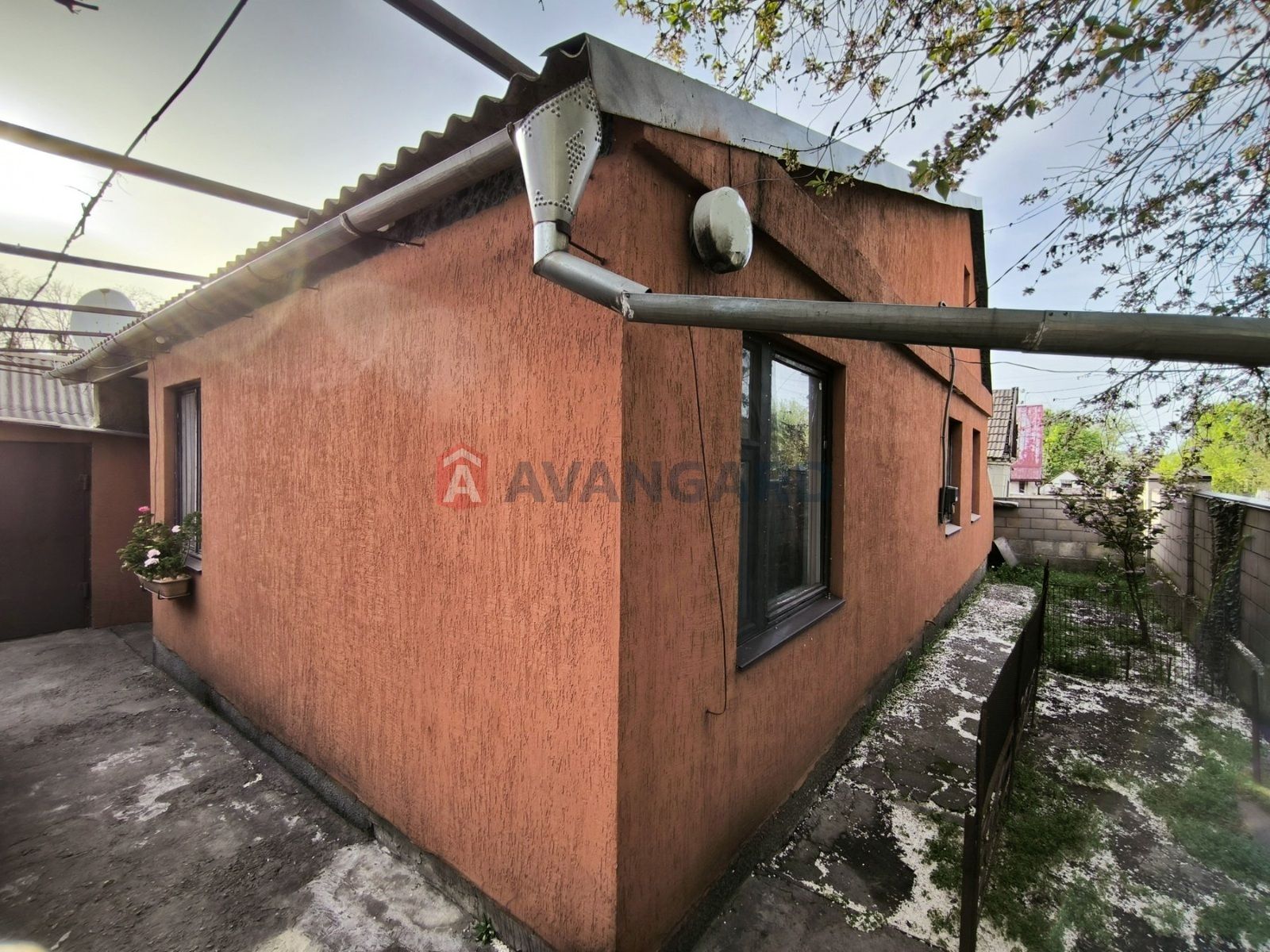 У продажу затишний будинок в Романково.