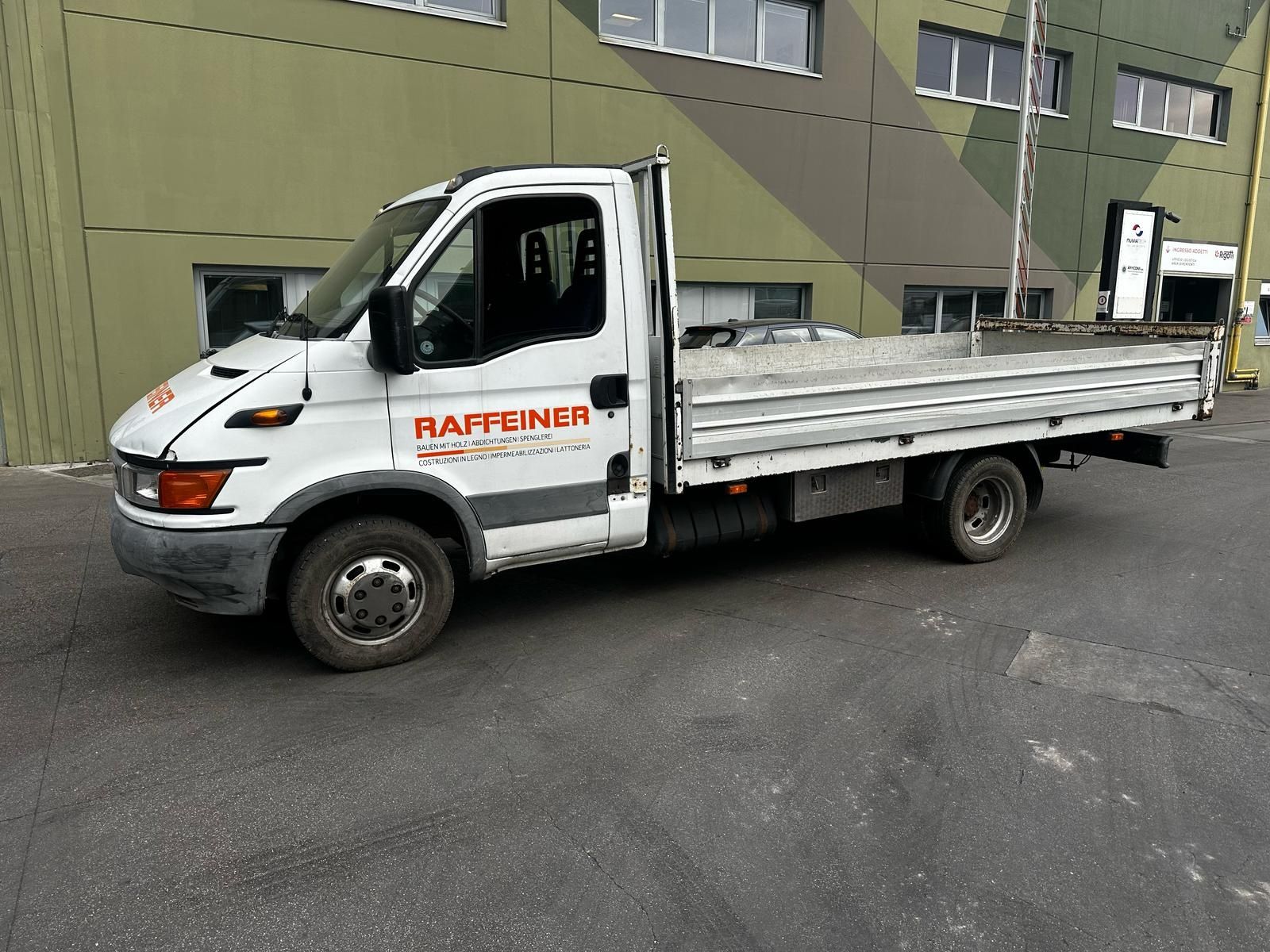 Двигун мотор міст коробка  f1ae0481b від iveco daily iii 3 35s12 2.3 h