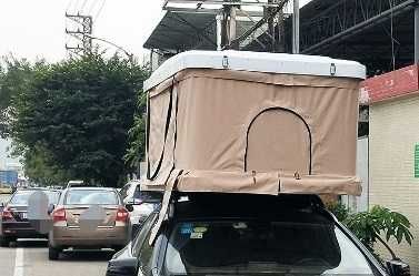 Namiot samochodowy dachowy wyprawowy z materacem Biały