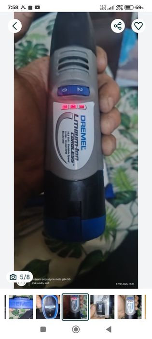 Dremel na akumulator w raz z ładowarką i akumulatorem o pojemności 3ah