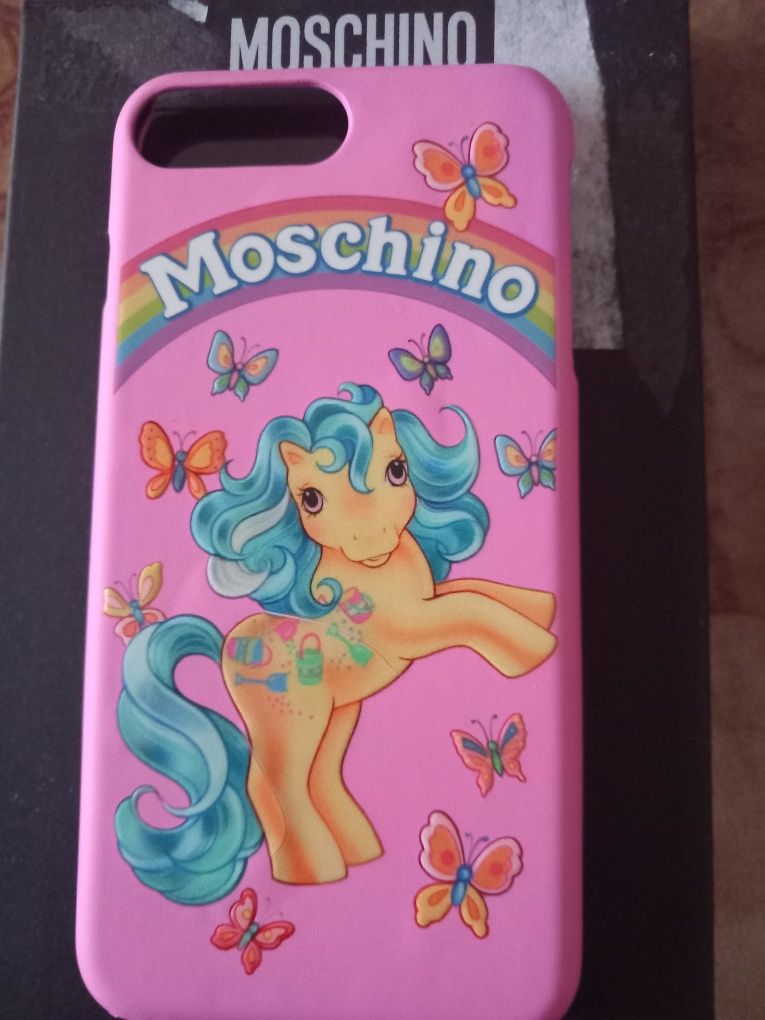 Moschino Etui do iPhone 6/7