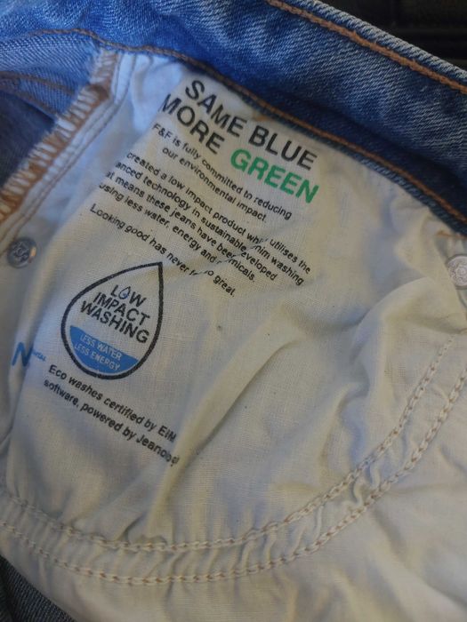 F&F Jeansowe bermudy damskie – rozmiar 42 – stan idealny!