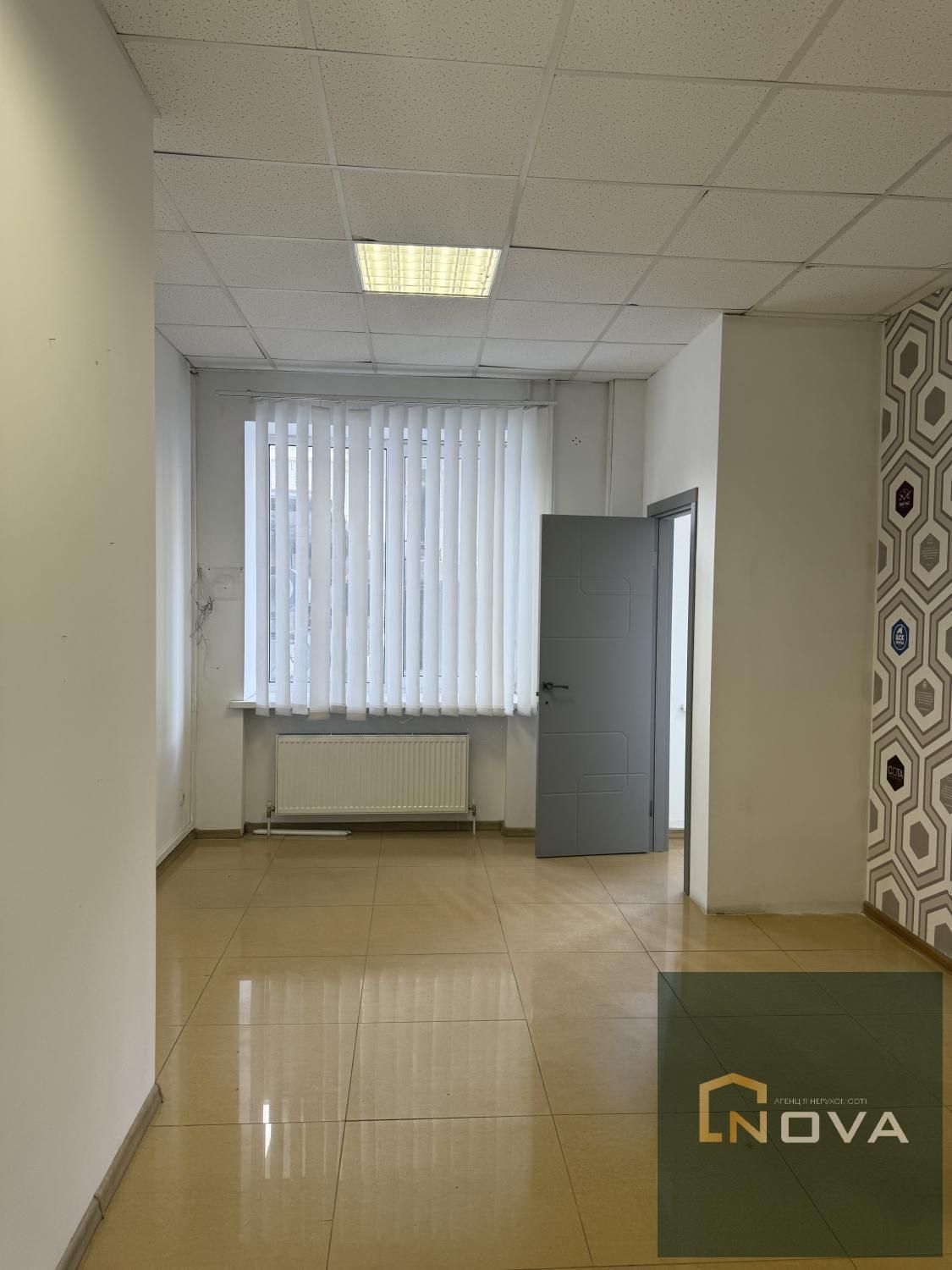 Оренда офісного приміщення 44 м² в Центрі.